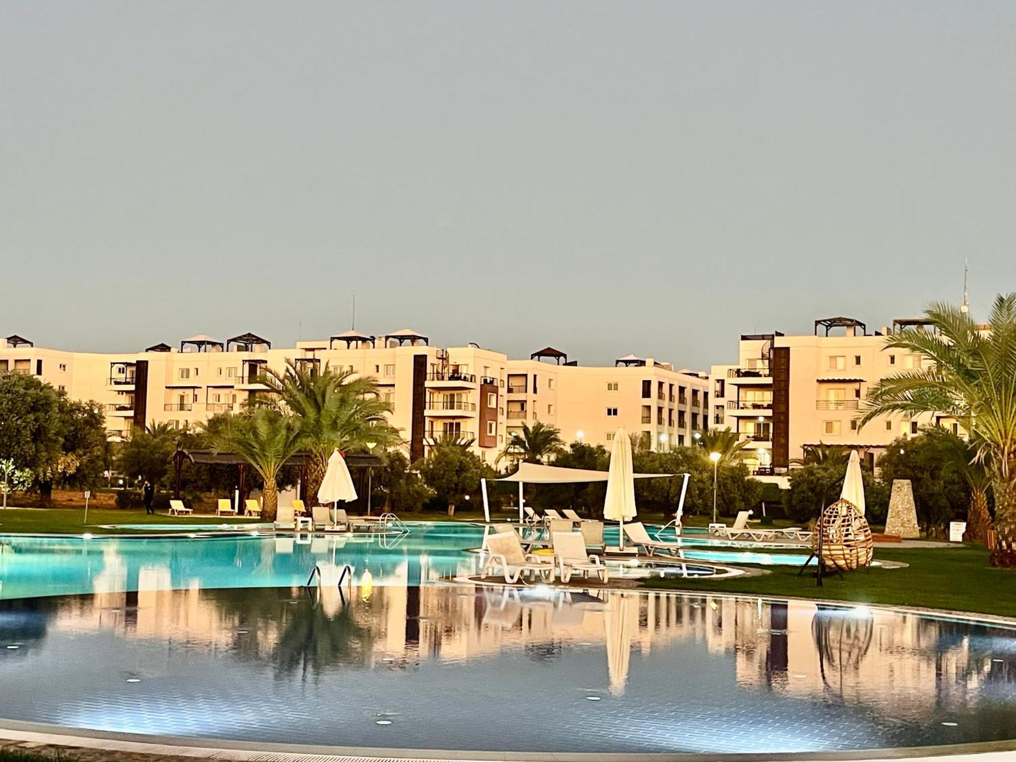 Relaxing Penthouse Suites By The Sea Vokolidha Exterior photo