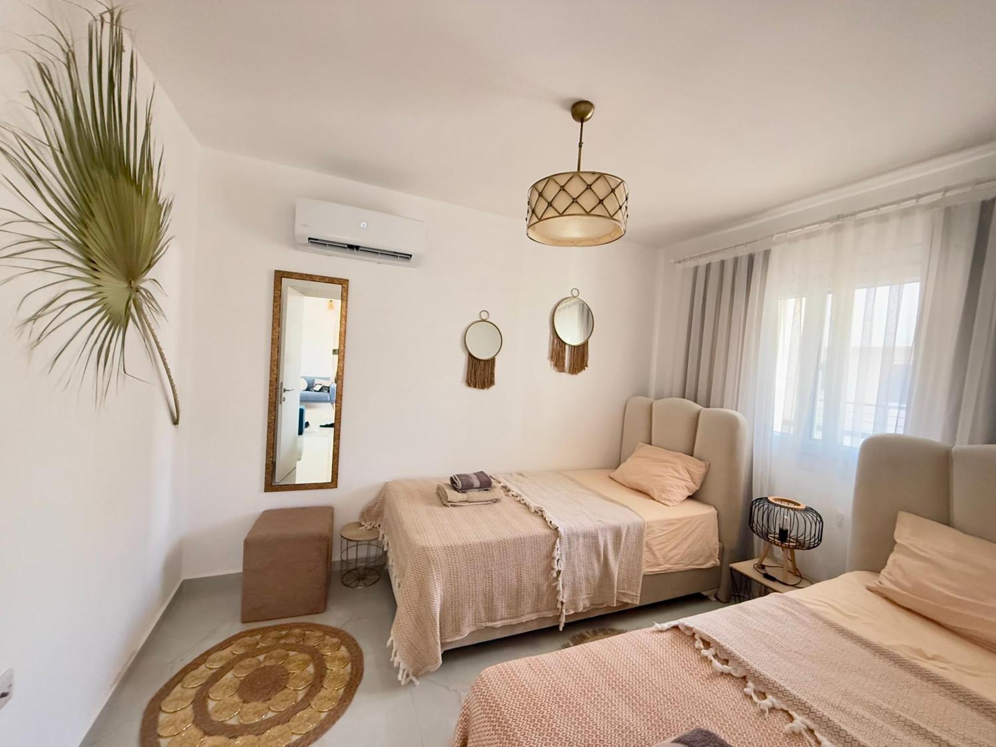 Relaxing Penthouse Suites By The Sea Vokolidha Exterior photo